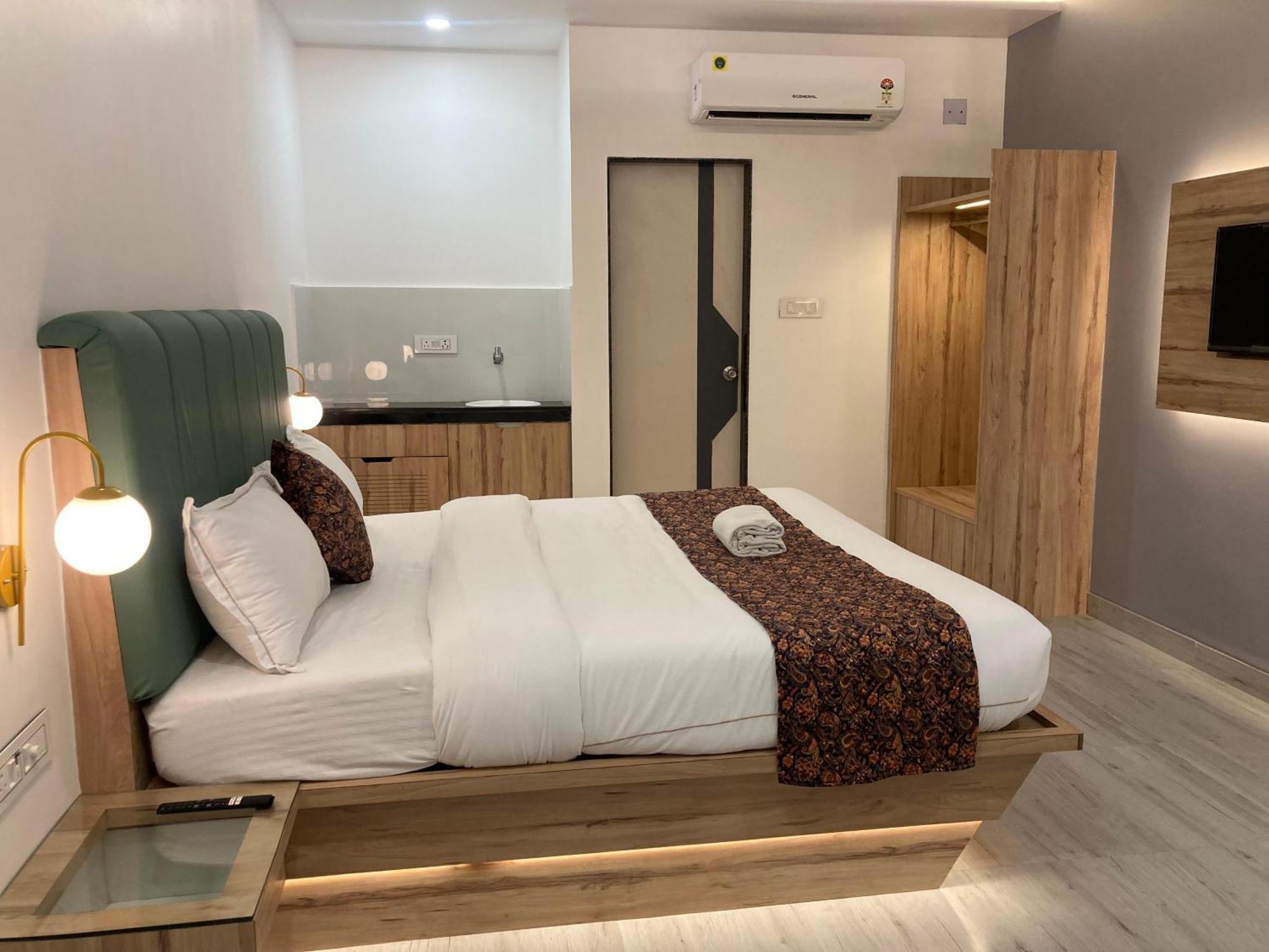 The Lavish Stay Varanasi Exterior photo